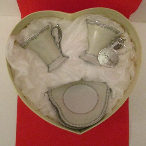 New D'Lusso Designs Porcelain Demitasse Gift Boxed Set White Frosted Porcelain - Picture 2 of 11